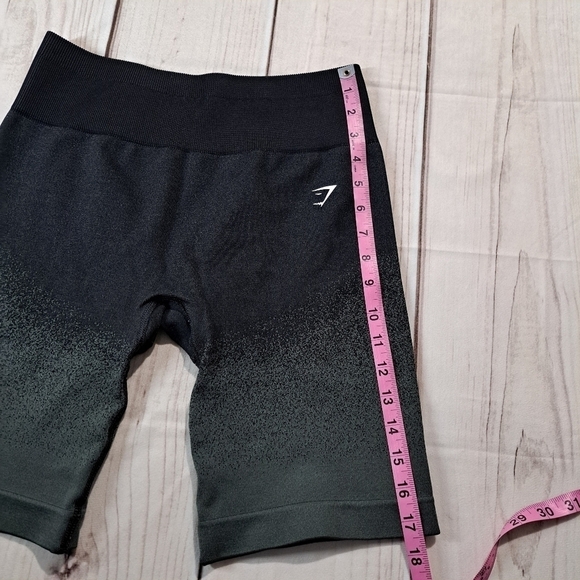 GymShark Compression Shorts. No Size Tag See size guide and photos - Picture 3 of 9